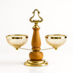 اوردو-خوری-دو-خانه-پایه-فلزی-طلایی-و-چوبی-با-شیشه-آبگز