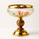 آجیل-خوری-پایه-فلزی-طلایی-و-چوبی-با-شیشه-آبگز