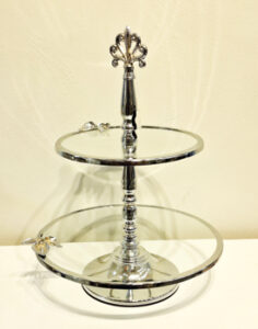 شیرینی-خوری-دو-طبقه-لیلیوم