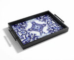 سینی-دکوراتیو-قاب-مشکی-طرح-کاشی-آبی-سفید
