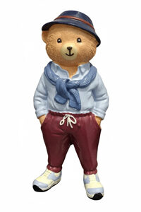 مجسمه-کوچک-خرس-لباس‌دار-با-شلوار-زرشکی-و-کلاه-سرمه‌ای-200