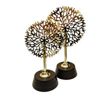 دکوری-دایره-طلایی-شاخه-ای-با-پایه-مشکی-200