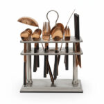 سرویس-قاشق-و-چنگال-۶-نفره-با-ست-کفگیر-و-ملاقه-طلایی-مشکی