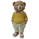 مجسمه-دکوری-خرس-لباس‌دار-زرد