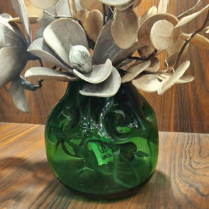 گلدان-شیشه-ای-شفاف-کوچک-سبز