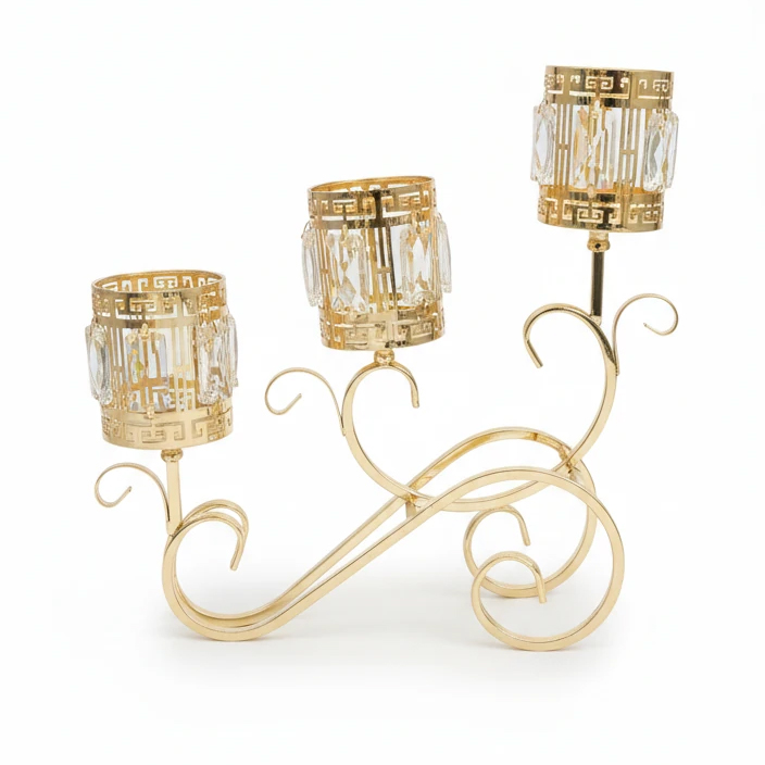 شمعدان دکوری سه‌شاخه طلایی کریستالی آنست .N