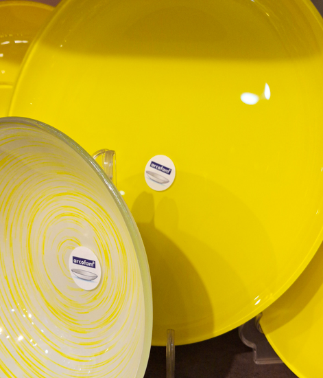 سرویس غذاخوری ۶ نفره دِم‌دستی ۲۵ پارچه زرد آنتی شوک کد 204