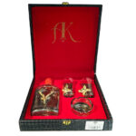 جعبه-چرم-مشکی-قرمز-2-عددی-زیتون-با-راشل-و-بطری-برنز-(1)