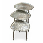 میز عسلی سه‌ تکه لبه دار طرح گل نقره ای