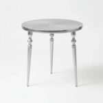 میز-عسلی-سه‌تکه-طلایی-با-طراحی-کلاسیک-و-صفحه-بافت‌دار-نقره